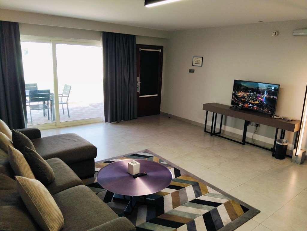 Marbella Resort Σάρτζα Δωμάτιο φωτογραφία